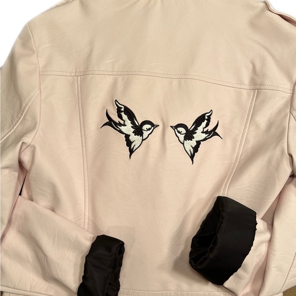 Faux Leather Jacket new w/o tags - Picture 2 of 3